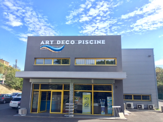 magasin et siège social Art Déco PIscine à Marseille 13011